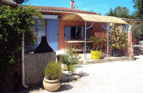 Pernes-les-Fontaines House | Maison d'Hôtes La Douloire