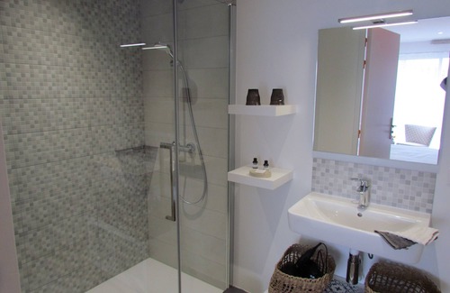 Malville House | Maison d'hôtes Kerwall