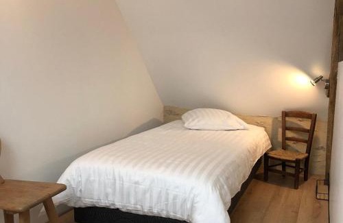 Bazouges-sur-le-Loir Bed & Breakfast | Maison d'hôtes près de La Flèche avec animaux acceptés - FR-1-410-474