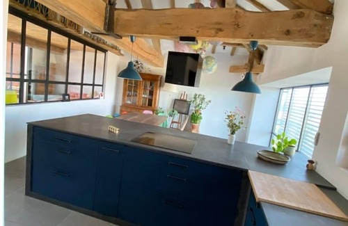 Les Echets House | Maison Darchitecte Avec Toit Terrasse Piscine