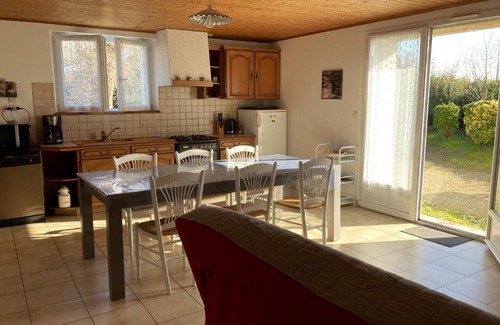 Beauvoir-sur-Mer House | Maison de 3 chambres avec jardin clos a Beauvoir sur Mer a 4 km de la plage