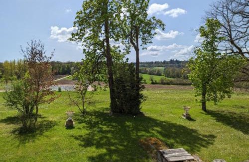 Magnac-Lavalette-Villars House | Maison de campagne avec piscine, tennis privé et WIFI - FR-1-653-10
