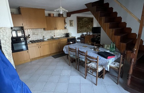 Ajat House | Maison de Campagne Dans un Petit Village du Périgord Proche de Lieux Historiques