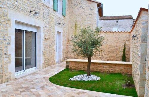 Coulonges House | Maison de charme avec équipements bébé, vélos, fibre, proximité rivière - Coulonges - FR-1-653-127