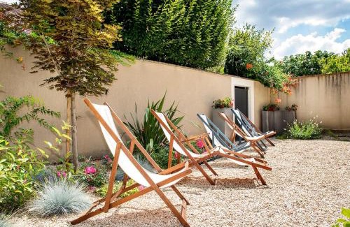 Deols House | Maison de charme avec terrasse, parking et équipements bébé à 5 min de Châteauroux - FR-1-591-167