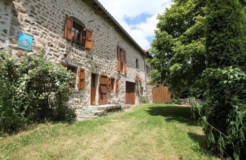 Allegre House | Maison de charme en pierre au bord d’un ruisseau, proche d’un bourg médiéval – Jardin et garage inclus - FR-1-582-151