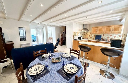 Port-Louis House | Maison de charme – Terrasse – 5min des plages