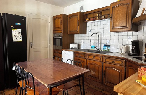 Jau-Dignac-et-Loirac House | Maison DE Vacances Pour 6 Personnes