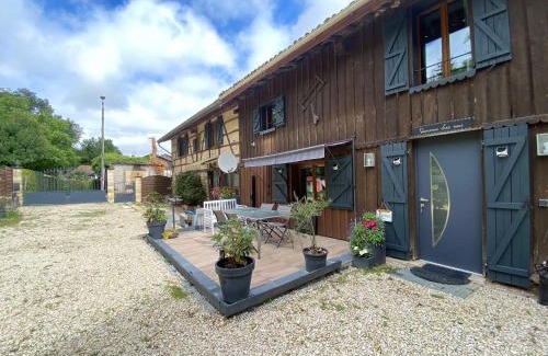 Moiremont Apartment | Maison de Maddy