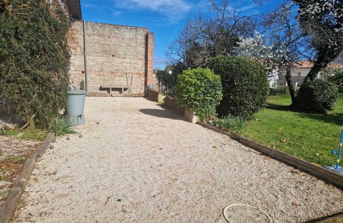 Monbequi House | Maison de maitre + 4 roulottes gite, chambre d'hôte between Toulouse and Montauban