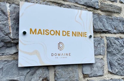 Eprave House | Maison de Ninie