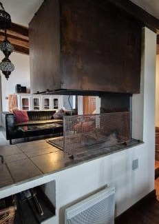 Prudhomat House | Maison de tuiles au pieds du château de Castelnau