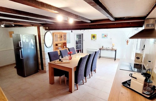 Douchapt House | Maison de Vacances Charmante Avec Jardin Privé