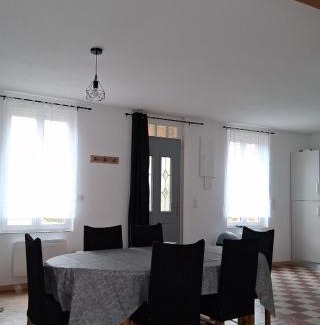 Lorris Apartment | Maison de ville