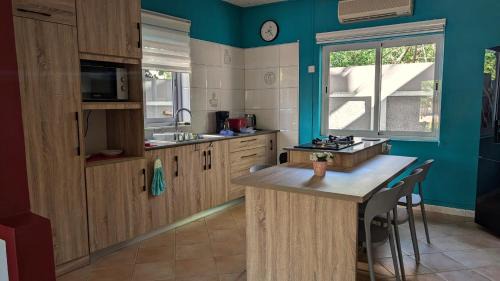 Pointe Aux Sables Apartment | Maison des Sables - Turquoise