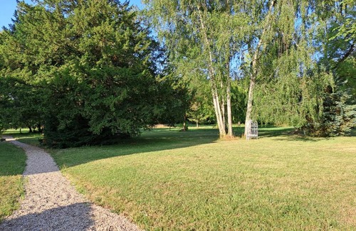 Bouconville-sur-Madt Apartment | Maison du parc