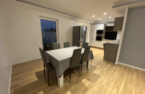 Floirac House | Maison duplex 90 m2 6 km from Bordeaux center