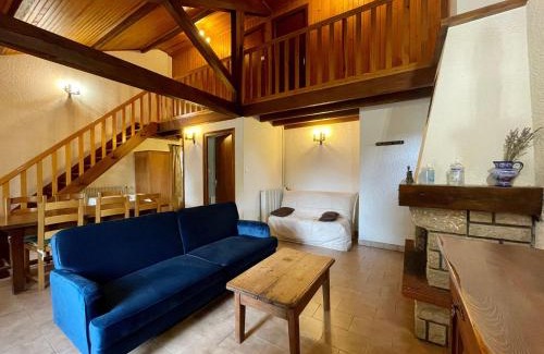 Araules House | Maison en forêt avec terrasse, jeux pour enfants et cheminée, près du Pic du Lizieux et du Lac bleu - FR-1-582-235