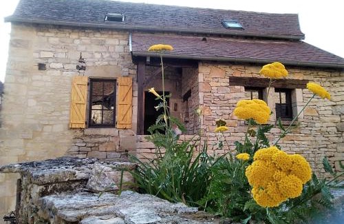 Villeneuve d'Aveyron House | Maison en pierres au coeur du village médiéval de Villeneuve