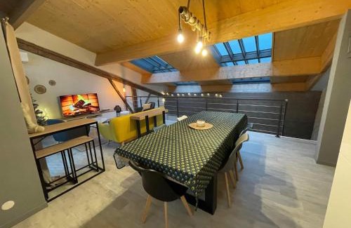 Courbesseaux House | Maison esprit loft