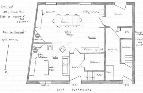 La Neuville-sur-Essonne House | Maison familiale rénovée avec cour, à 1h30 de Paris, proche de la nature et des sites historiques. - FR-1-590-107