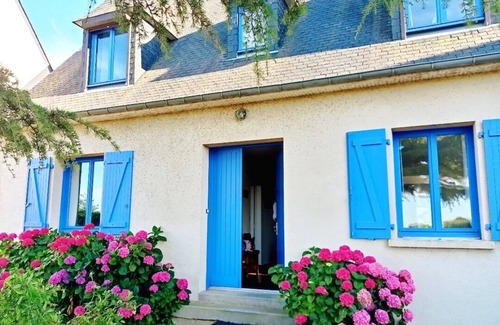 Ille-et-Vilaine House | Maison Familiale, Village Typique & Classé en Bord de mer à 10 min de St Malo