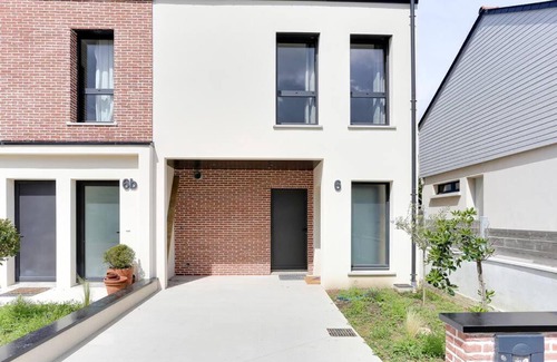 Saint-Jacques-de-la-Lande Apartment | Maison Joseph - Suite 1