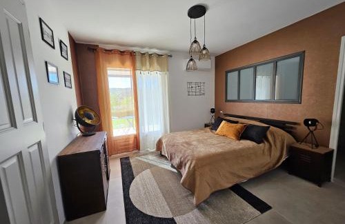 Saint-Martin-de-Valgalgues Villa | Maison piscine et SPA