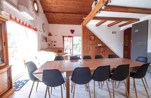 Beauvais-sur-Tescou Cottage | Maison Galine - Swimming pool - Playground