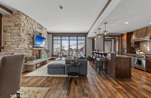 Empire Pass Apartment | Maison Moose at Arrowleaf in Deer Valley, Luxurious Ski-In Ski-Out Condo Hosted by Nestique