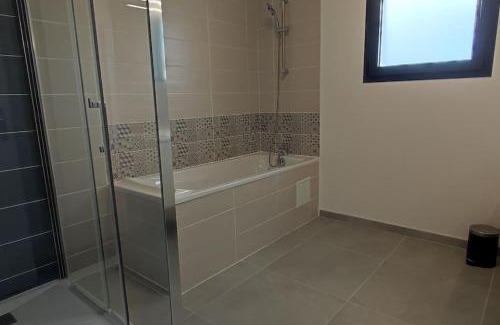 Gonneville-en-Auge House | Maison neuve avec piscine chauffée de mai à septembre à 6 minutes de la plage