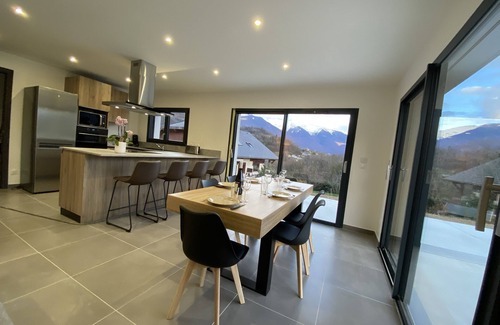 Mercury House | Maison Neuve Entre Lacs et Montagne, Idéal Pour Découvrir le Pays Savoyard !