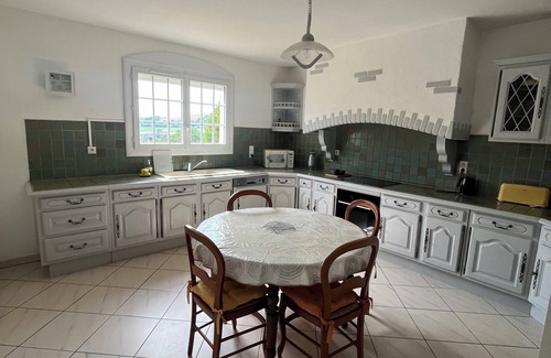 Antin House | Maison Paisible à la Campagne