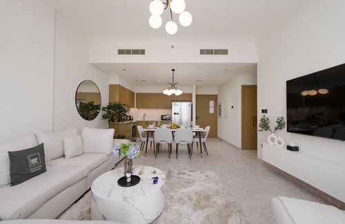 Dubai Marina Apartment | Maison Privee - Graceful Apt in Prestigious Dubai Hills close to the Golf Course