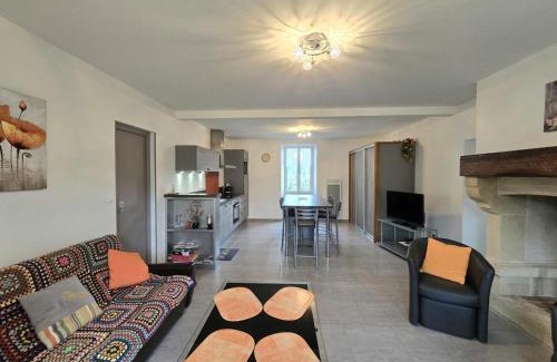 Campagne House | Maison rénovée avec grand jardin, proche des Eyzies et sites touristiques du Périgord Noir - FR-1-616-37