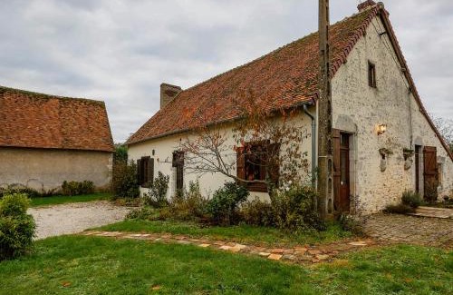 Crucheray House | Maison restaurée avec jardin près de Vendôme, 3 chambres, cheminée, BBQ, internet, animaux acceptés - FR-1-491-367