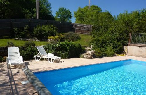 Loubressac House | Maison spacieuse à Loubressac avec piscine privée