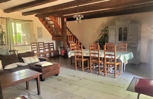 Anche House | Maison spacieuse près du centre équestre