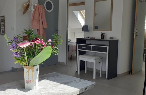 Fontenay-les-Briis House | Maison T2 Meuble Confort Avec SA Grande Terrasse Independant
