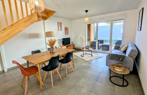 Dax Villa | Maison T4 jardin, garage, terrasse, bureau