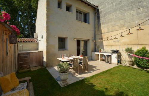 Tarascon House | Maison Tarascon