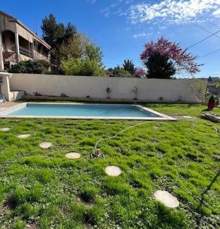 Les Borels House | Maisonnette avec jardin piscine non accessible