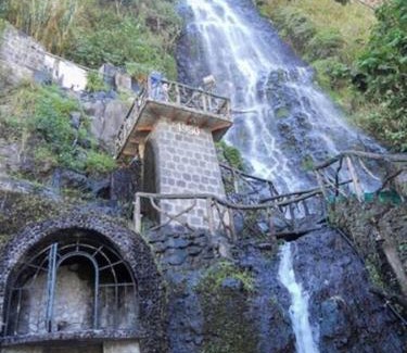 Banos de Agua Santa Apartment | Majestic Baños Vacation Getaway 2
