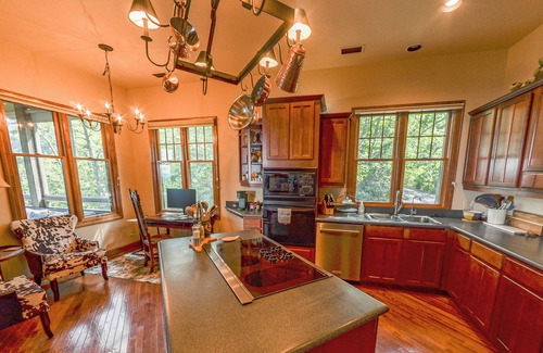 Mountain Air Villa | Majestic Mountain Views - Private Club Access