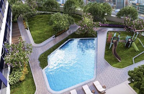San Antonio Bed & Breakfast | Makati Air Luxury Package - Laugh Sleep Brunch Surf 300 mbps Fast