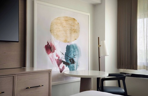 White Plains Hotel | Make Your Trip More Enjoyable! 2 Posh Units, Near Presser Park, Pet-Friendly