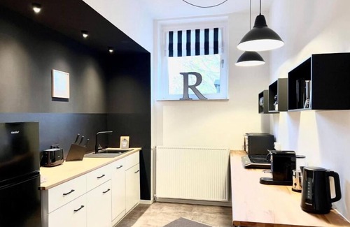Detmold Apartment | MAKERS + ROOMS APARTMENTS Large modern vacation apartment in the city center of Detmold