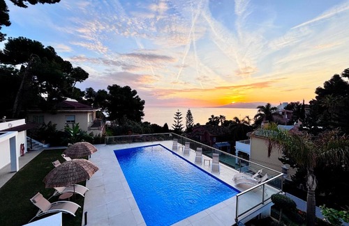El Candado Villa | MalagadeVacaciones - Candado Golf with Pool