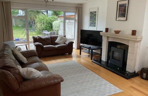 Malahide House | Malahide Village Bungalow