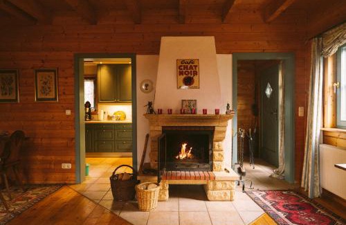 Kleinfischlingen Ski Chalet | Malerisches Holzhaus "Coco" mit Kamin, Sauna und eigenem Garten